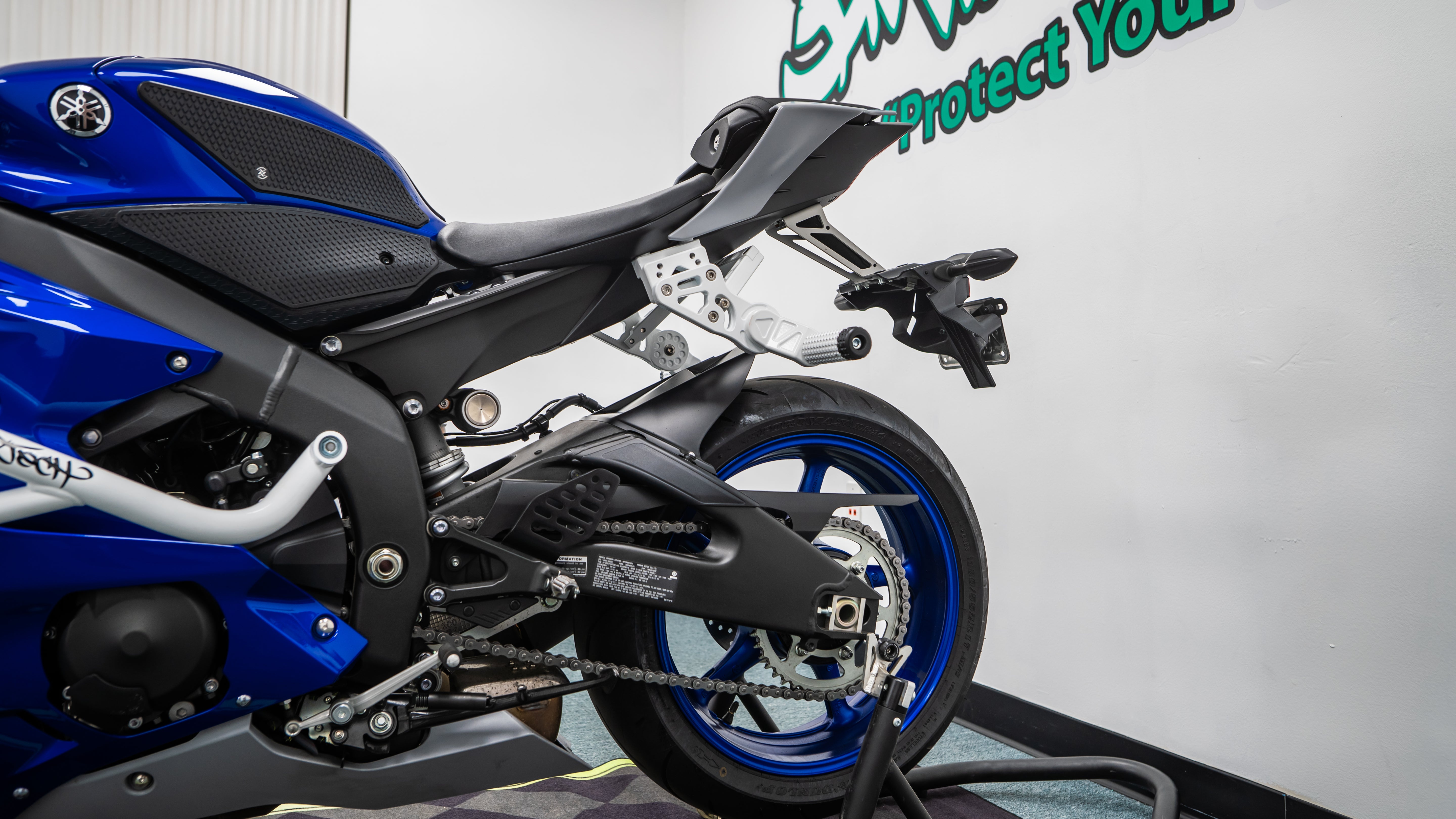 Impaktech Adjustable Subcage Yamaha R6 | 2006-2020