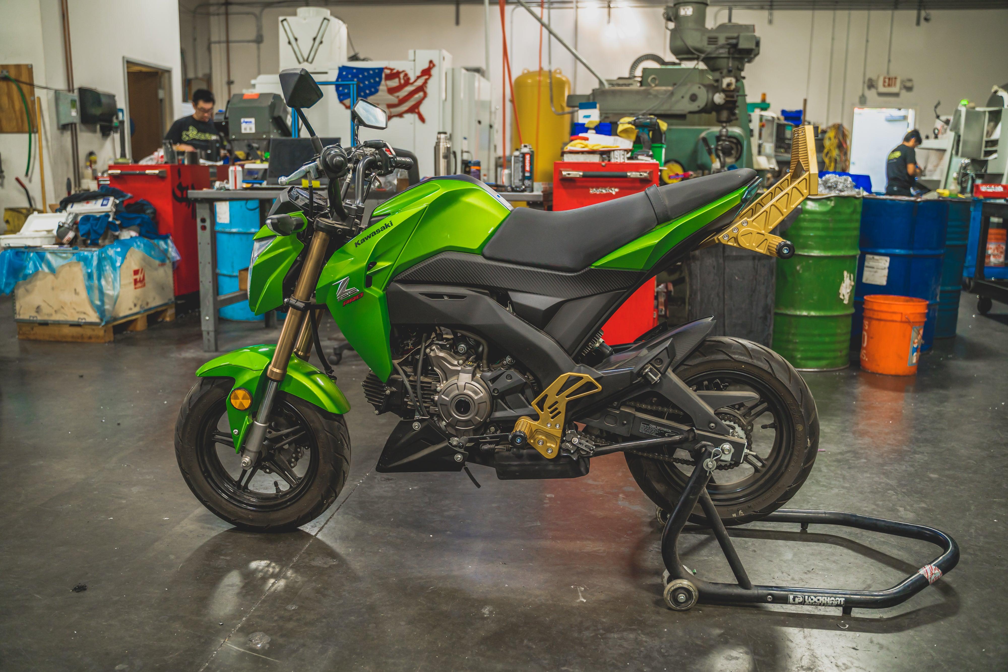 Kawasaki Z125 REARSETS - ImpakTech