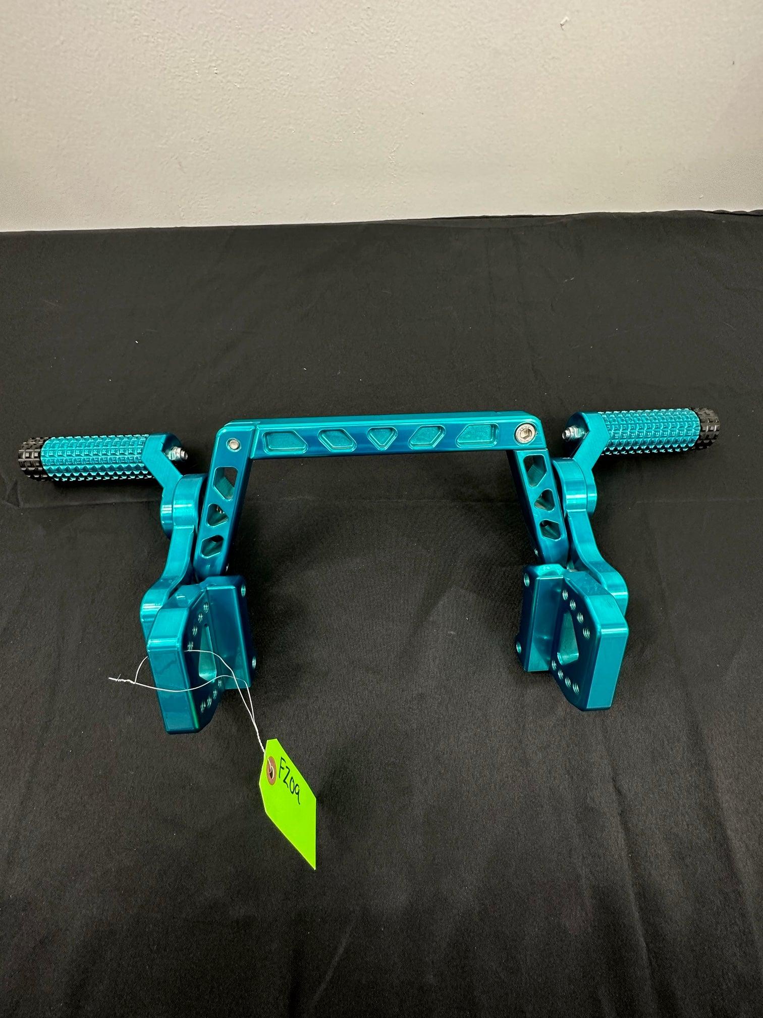 Yamaha MT-09/FZ-09 Adjustable Subcage Candy Teal - ImpakTech