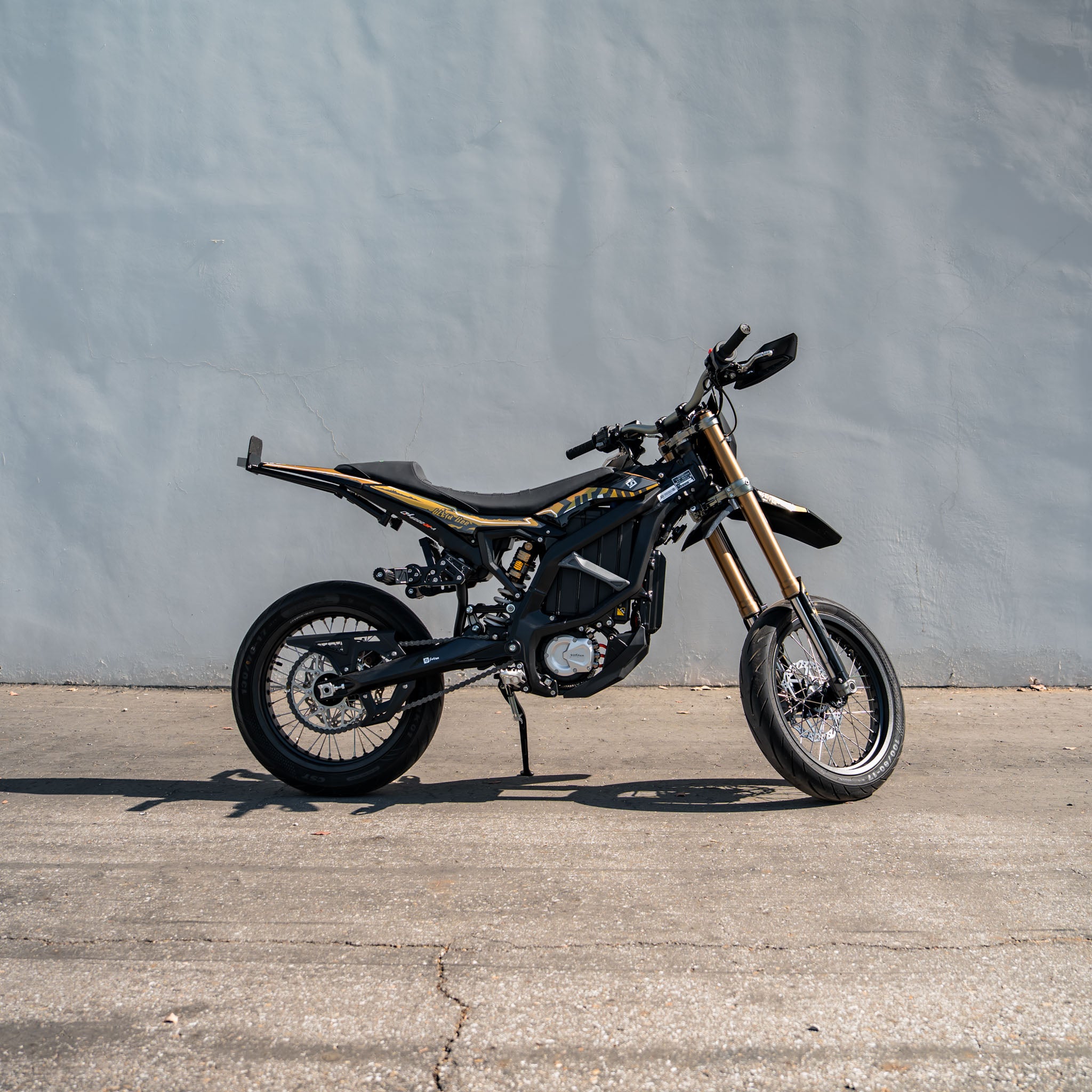 Surron Ultra Bee 12 Bar