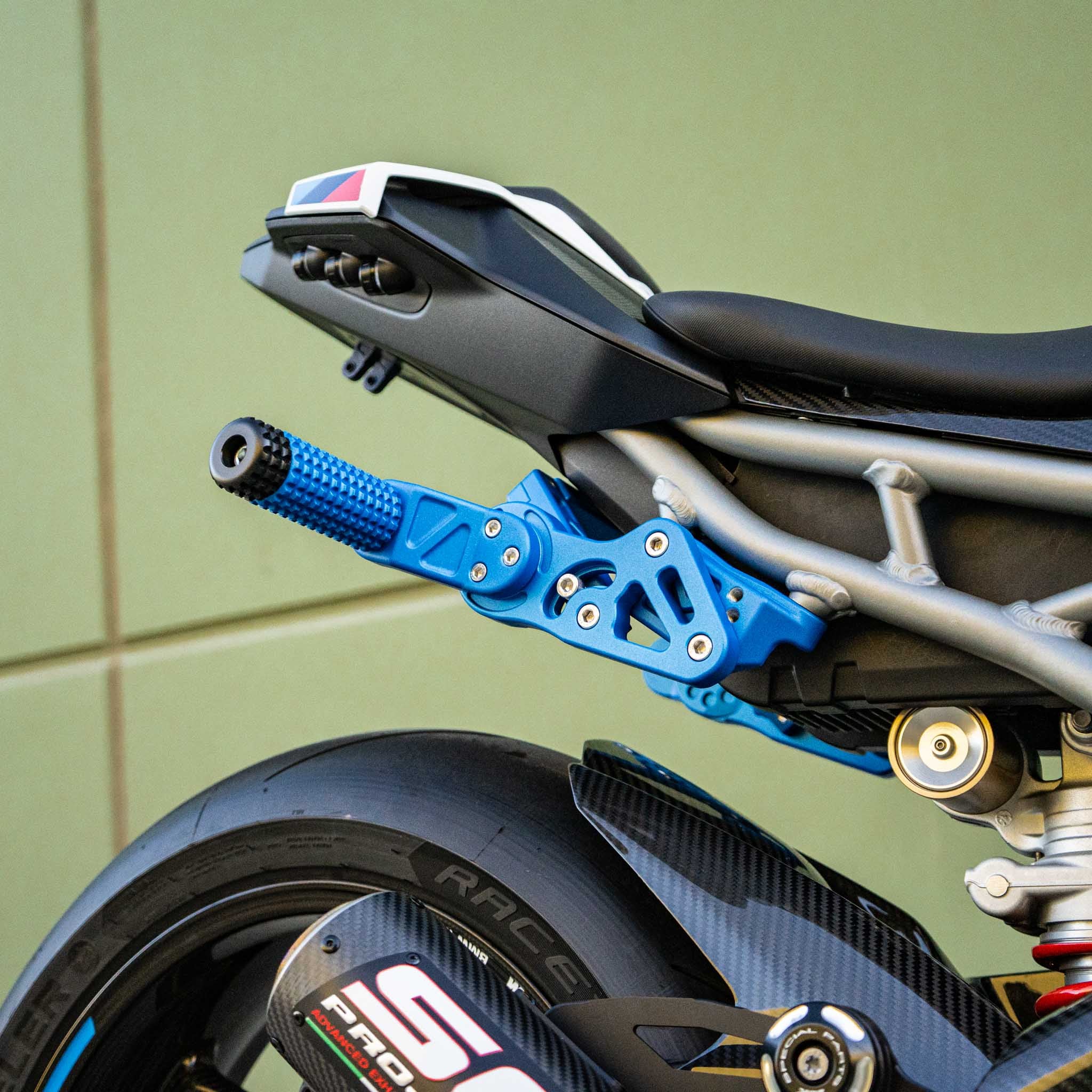 Impaktech Adjustable Subcage - Impaktechusa.com Stunt Parts